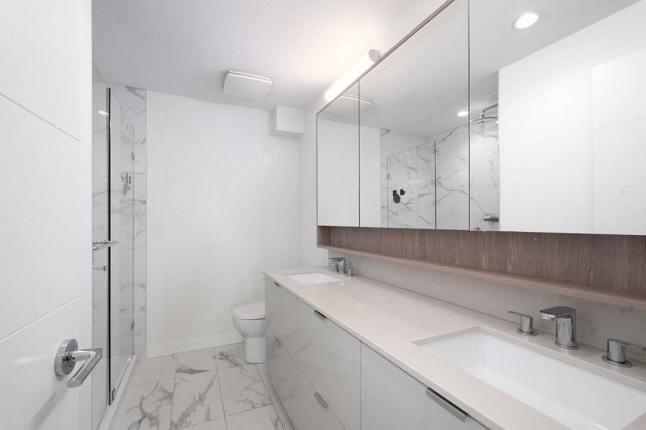 TH13 108 E 8th Street North Vancouver, BC - 22