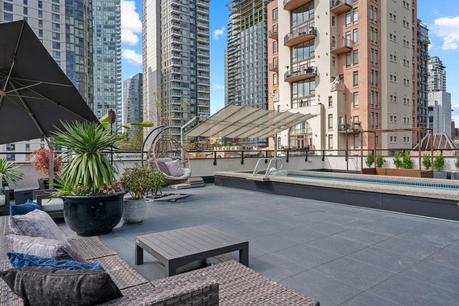 PH 1245 Homer Street Vancouver, BC - 5