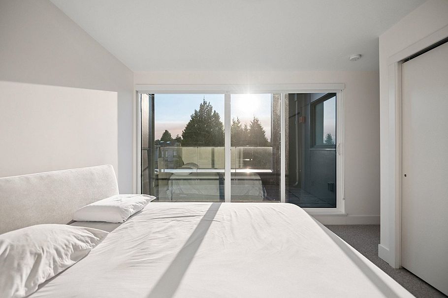 6840 Oak Street Vancouver, BC - 23