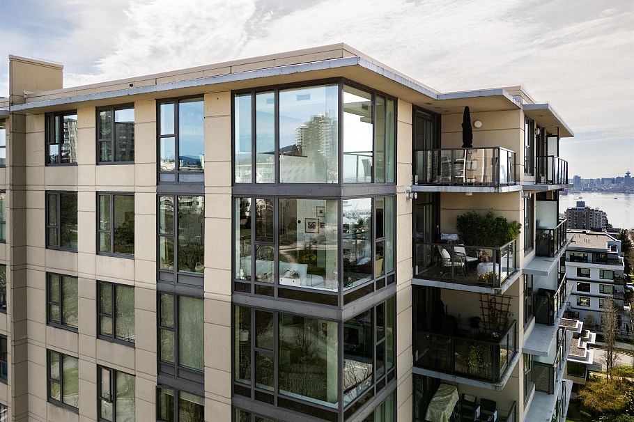 PH8 683 W Victoria Park North Vancouver, BC - 2