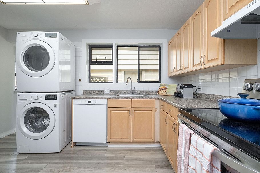 8271 Laurel Street Vancouver, BC - 19