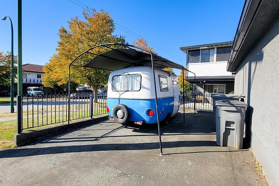 3304 Venables Street Vancouver, BC - 39