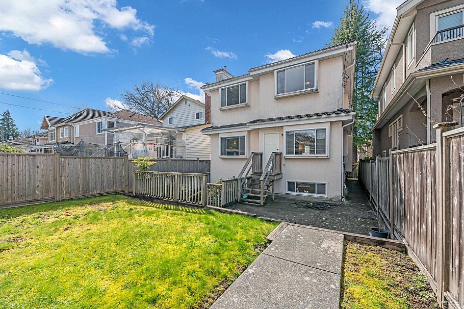 6388 Laburnum Street Vancouver, BC - 35