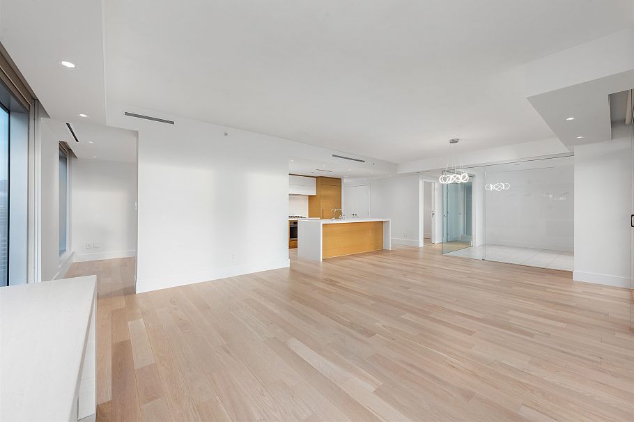 2301 667 Howe Street Vancouver, BC - 14