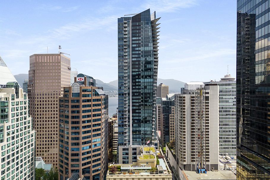 2301 667 Howe Street Vancouver, BC - 32