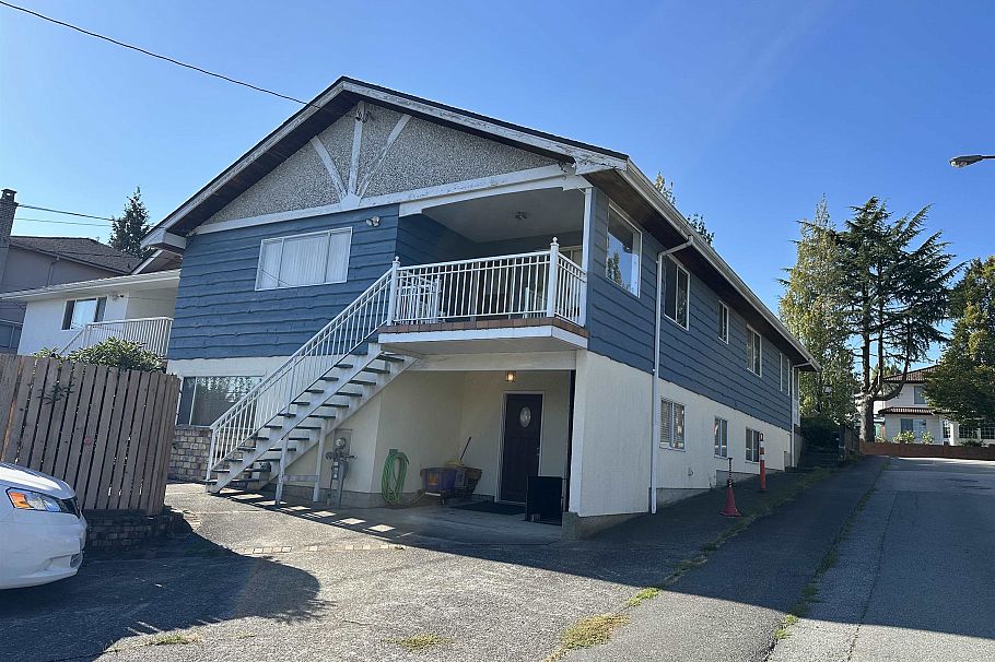 2376 Fraserview Drive Vancouver, BC - 24