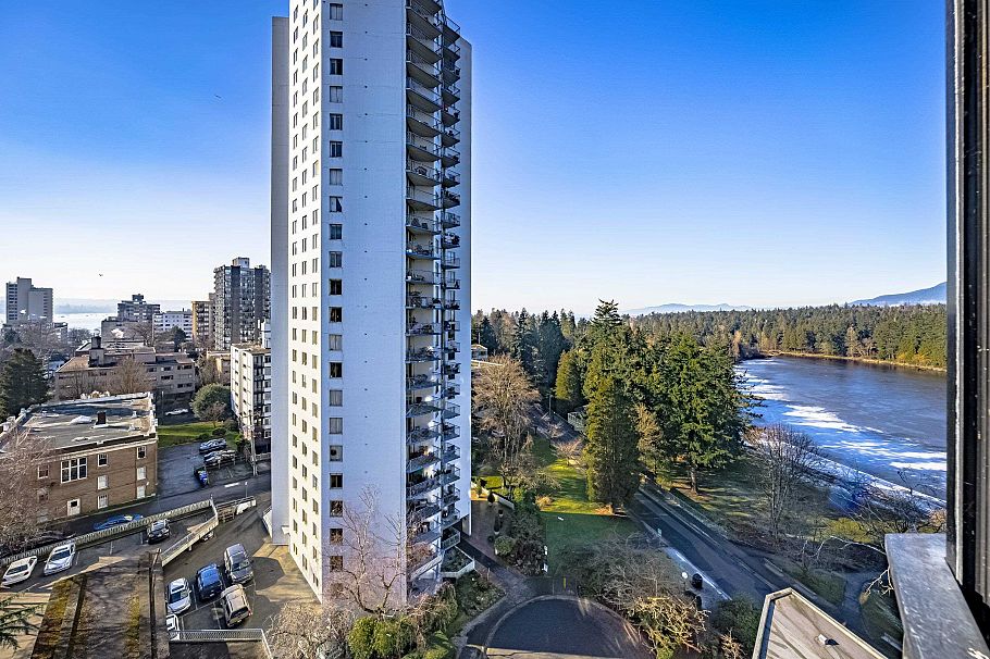 1001 845 Chilco Street Vancouver, BC - 39