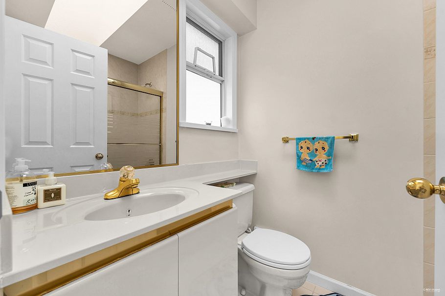 6388 Laburnum Street Vancouver, BC - 30