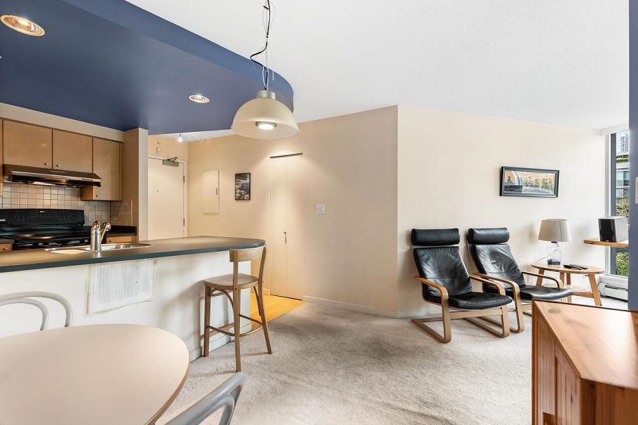 501 1009 Expo Boulevard Vancouver, BC - 5