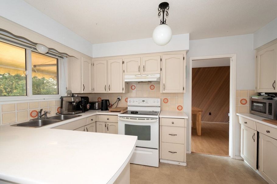 1285 Lucking Place North Vancouver, BC - 15