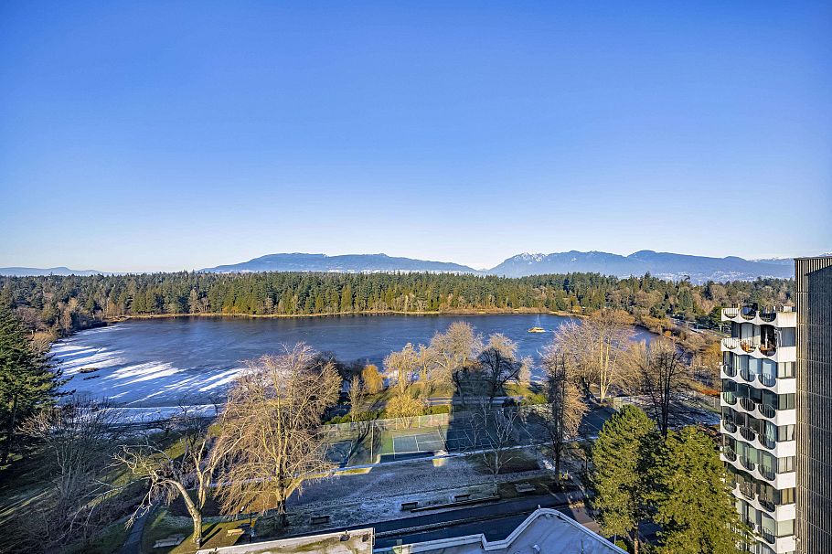 1001 845 Chilco Street Vancouver, BC - 30