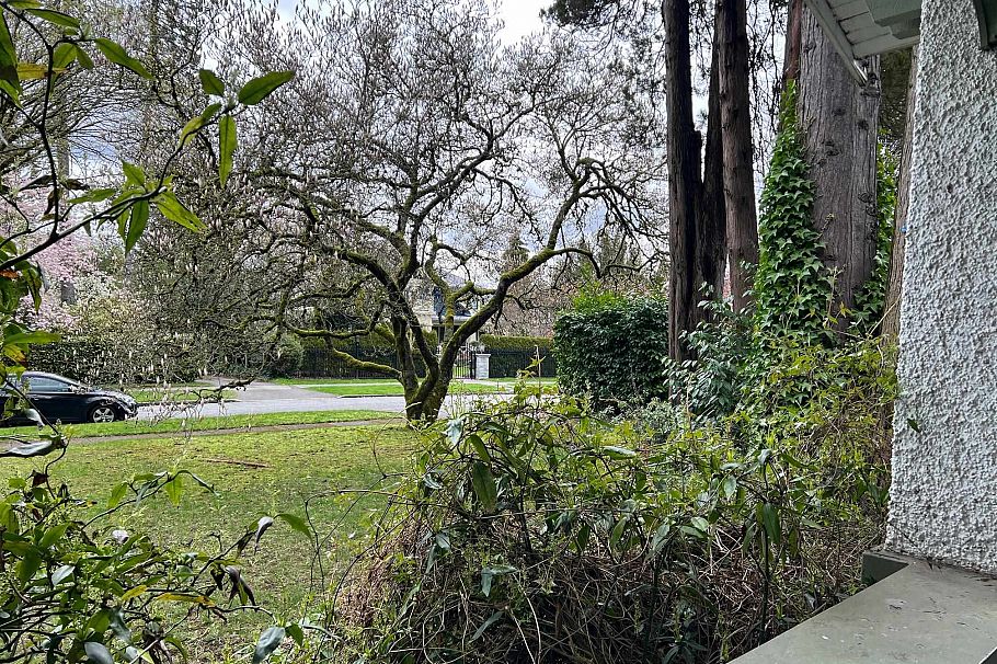 1384 W 32nd Avenue Vancouver, BC - 3