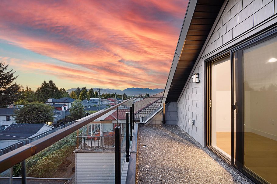 2 5315 Inverness Street Vancouver, BC - 21