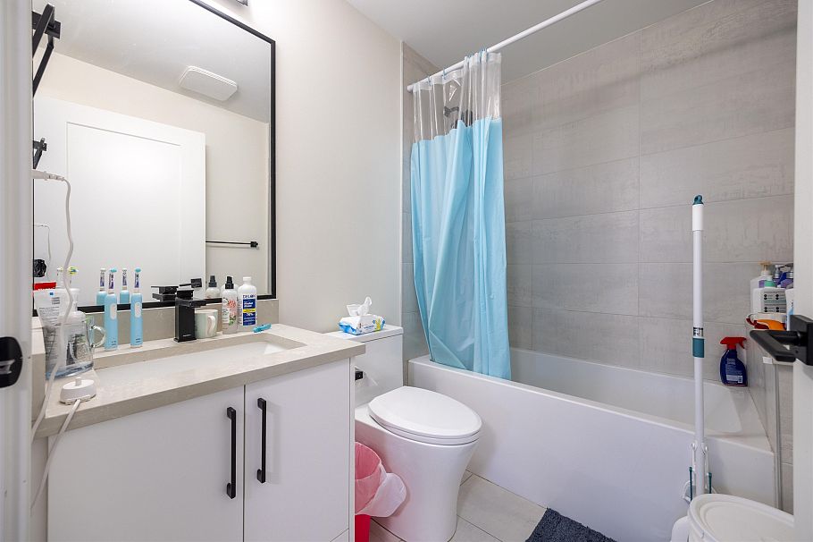 4541 Hoy Street Vancouver, BC - 3