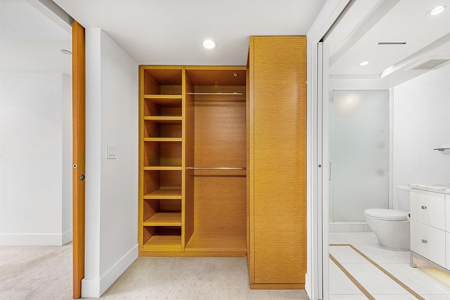 2301 667 Howe Street Vancouver, BC - 24