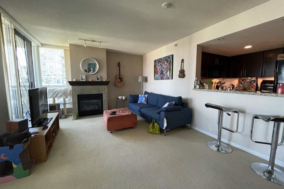 803 120 Milross Avenue Vancouver, BC - 5