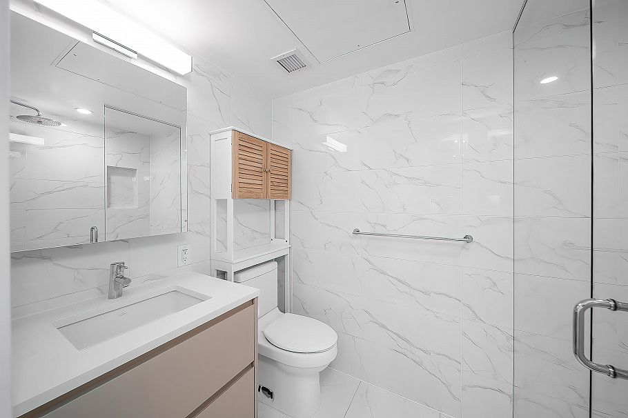 602 8181 Chester Street Vancouver, BC - 12