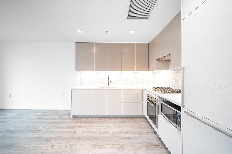 602 8181 Chester Street Vancouver, BC - 6