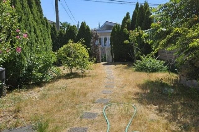 156 W 62nd Avenue Vancouver, BC - 7