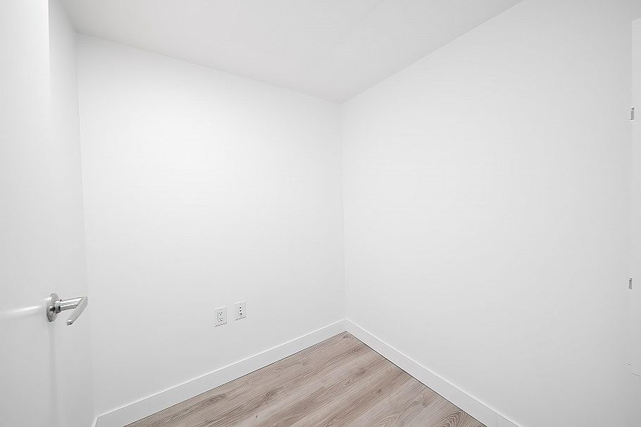 602 8181 Chester Street Vancouver, BC - 14