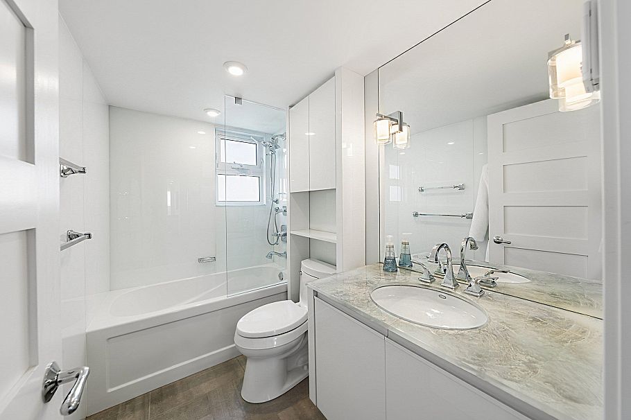 1001 845 Chilco Street Vancouver, BC - 18