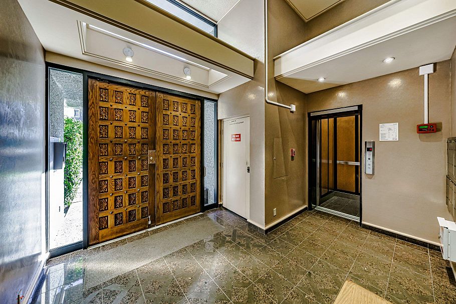 1001 845 Chilco Street Vancouver, BC - 4