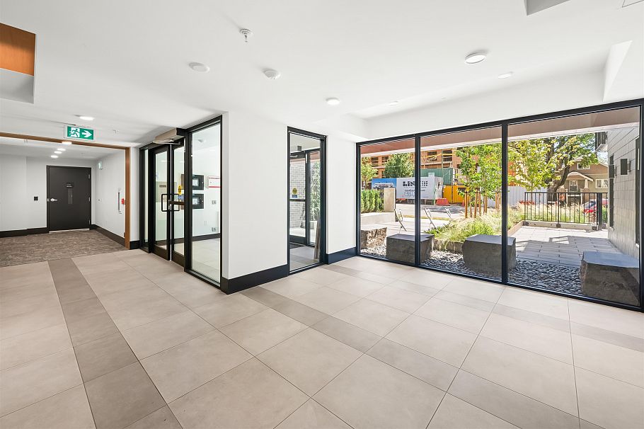 505 2235 E Broadway Vancouver, BC - 14