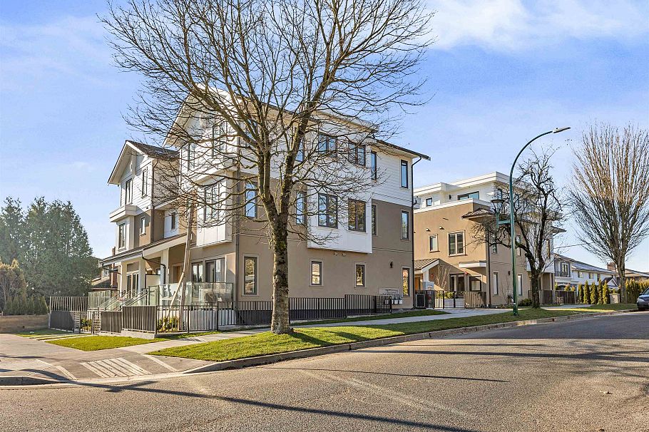 1010 W 52nd Avenue Vancouver, BC - 22