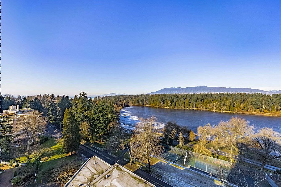 1001 845 Chilco Street Vancouver, BC - 29