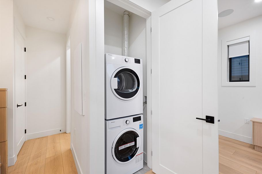 2 5315 Inverness Street Vancouver, BC - 8