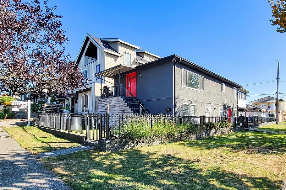 3304 Venables Street Vancouver, BC - 1