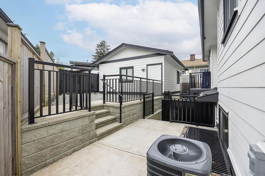 4541 Hoy Street Vancouver, BC - 7