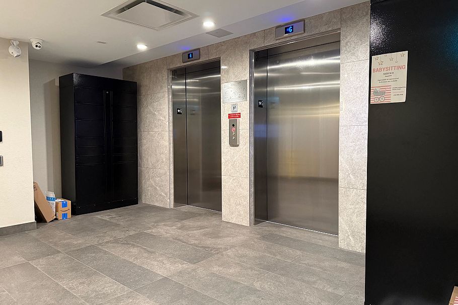 202 108 E 8th Street North Vancouver, BC - 26