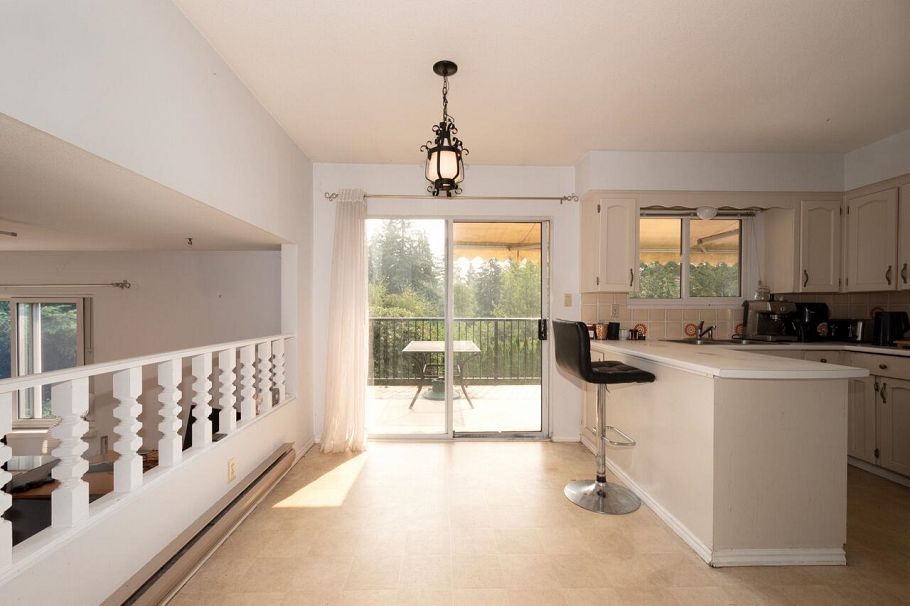 1285 Lucking Place North Vancouver, BC - 17