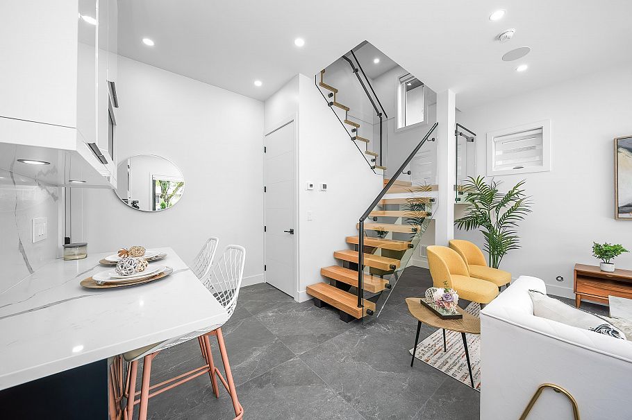 1 2777 E 27th Avenue Vancouver, BC - 21