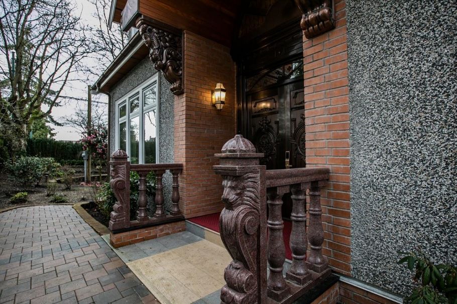 1491 W 26th Avenue Vancouver, BC - 37