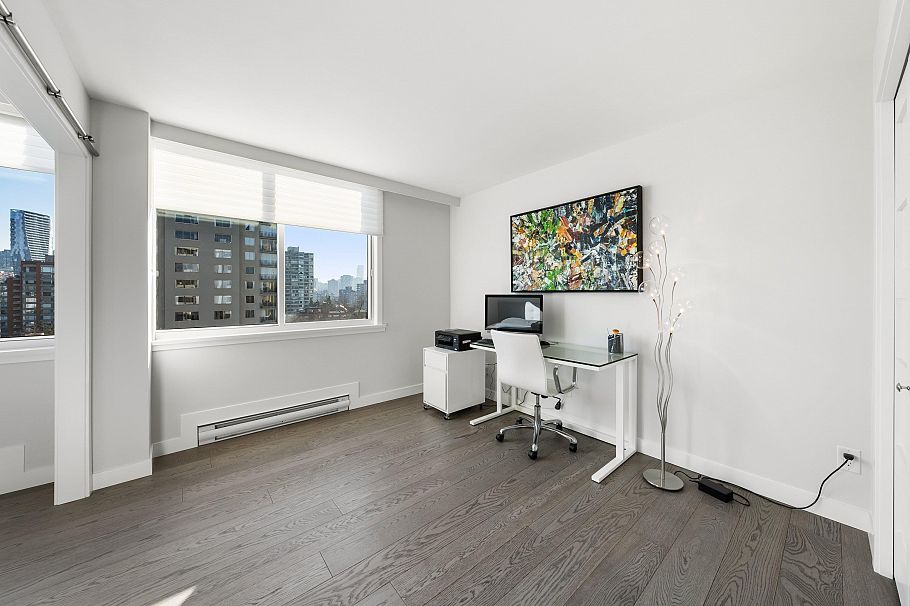 1001 845 Chilco Street Vancouver, BC - 26