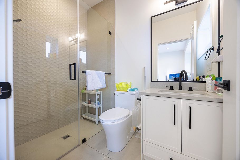 4541 Hoy Street Vancouver, BC - 28