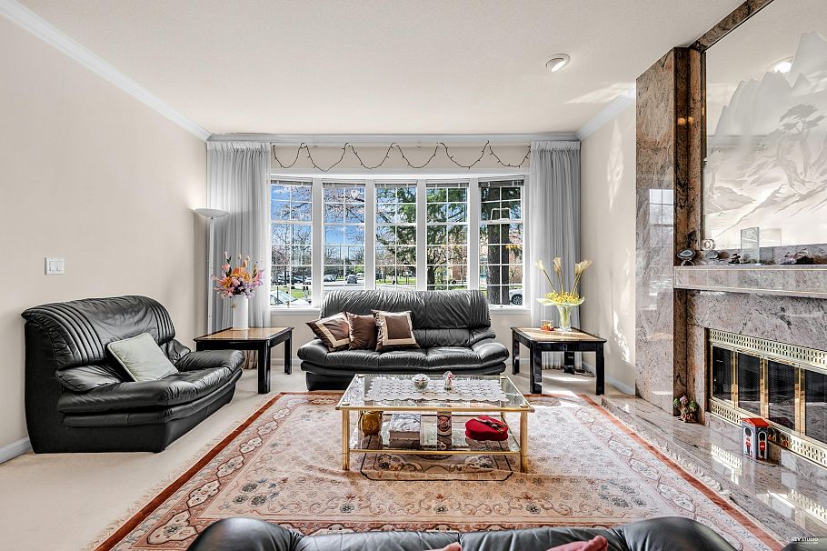 6388 Laburnum Street Vancouver, BC - 3