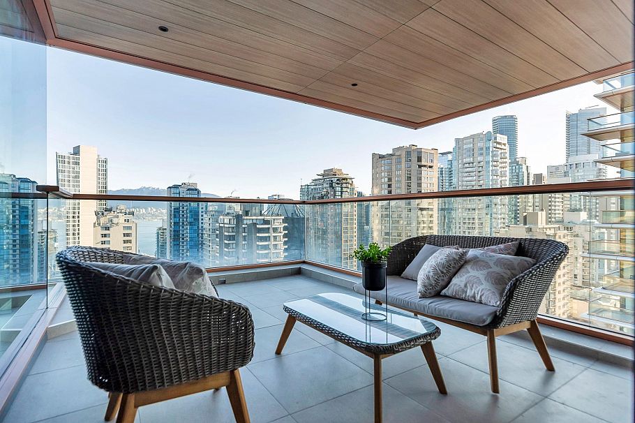 1605 1408 Robson Street Vancouver, BC - 4