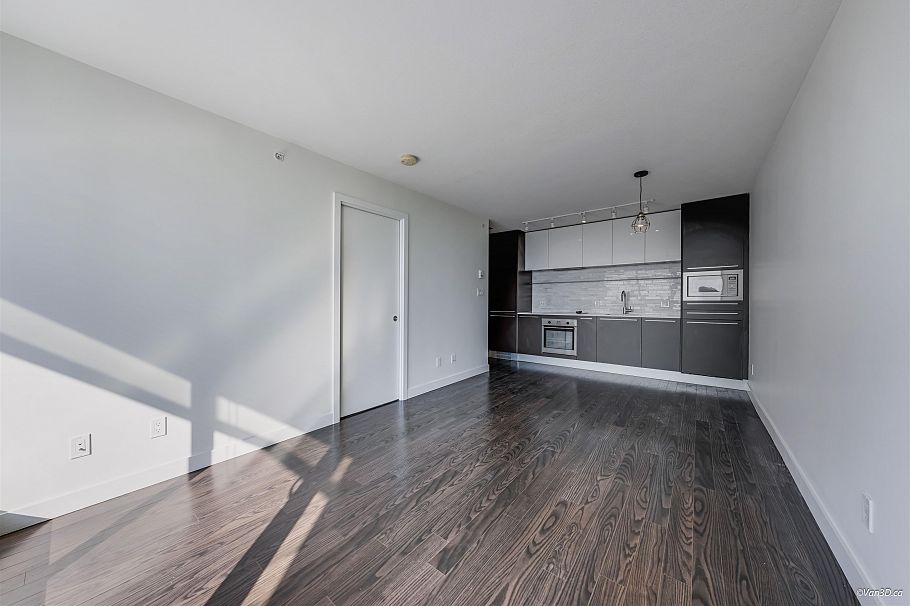 2801 8131 Nunavut Lane Vancouver, BC - 8