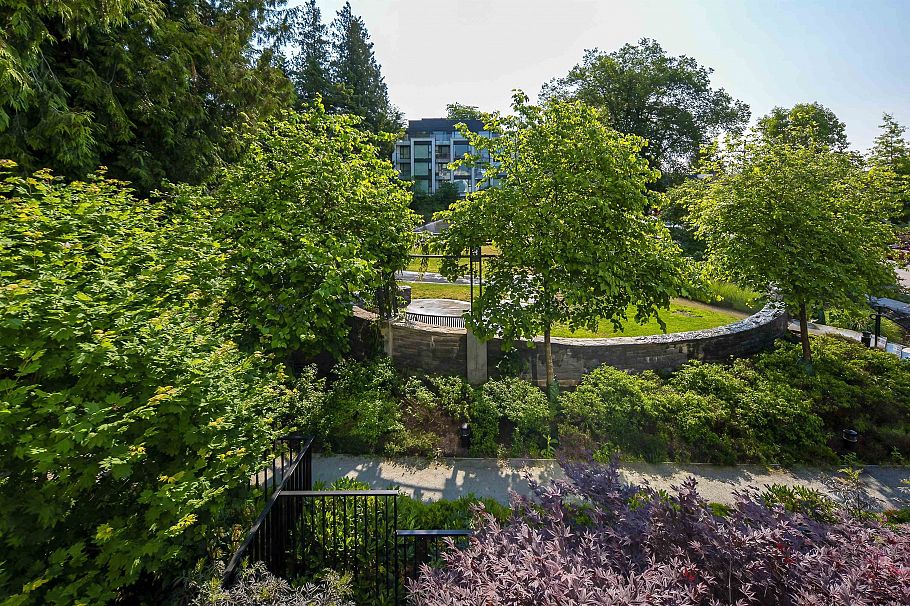 310 1561 W 57 Avenue Vancouver, BC - 19