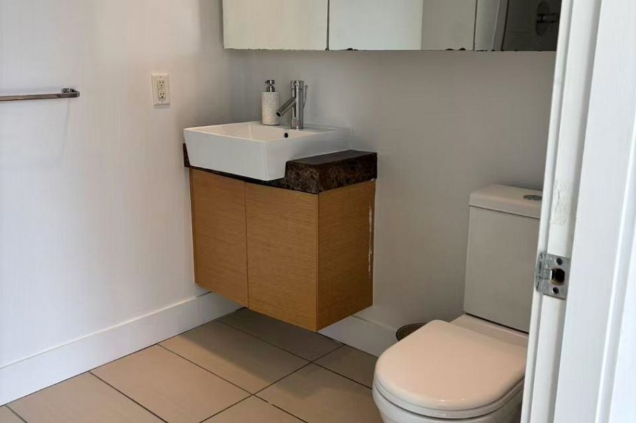 1503 565 Smithe Street Vancouver, BC - 11