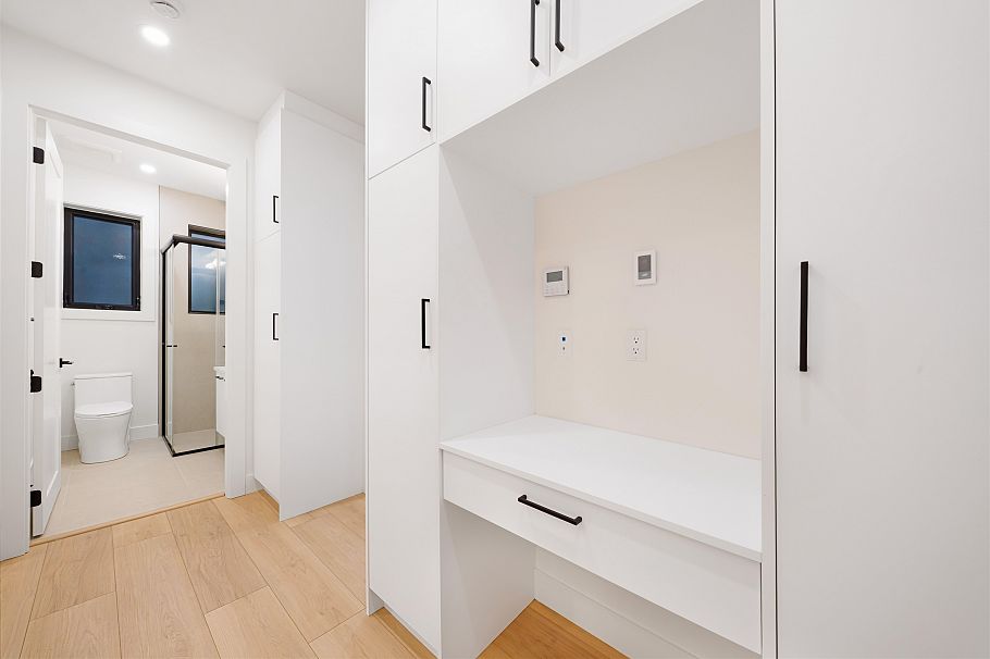 1 5315 Inverness Street Vancouver, BC - 13