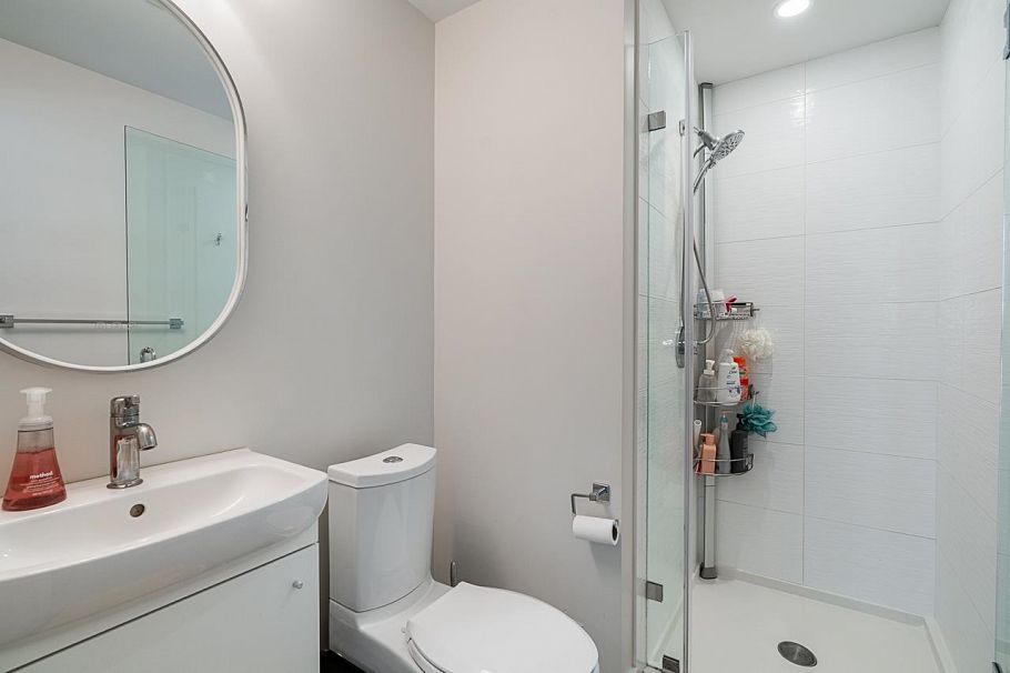 5 531 E 16th Avenue Vancouver, BC - 12