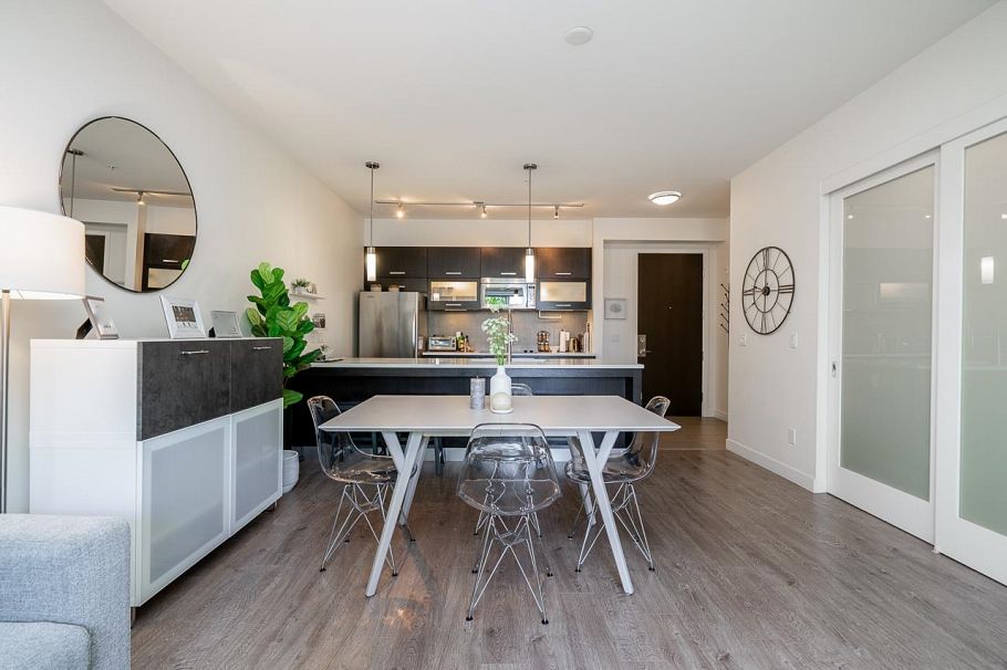 321 3333 Main Street Vancouver, BC - 1