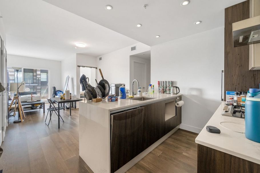 304 488 W 58th Avenue Vancouver, BC - 9