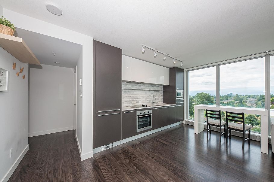 1502 8131 Nunavut Lane Vancouver, BC - 4