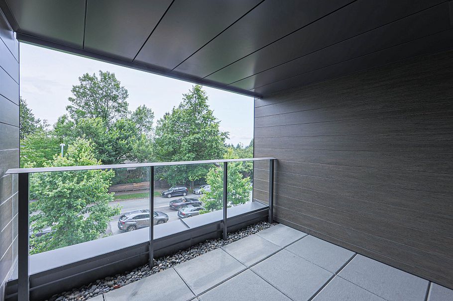 310 1561 W 57 Avenue Vancouver, BC - 17