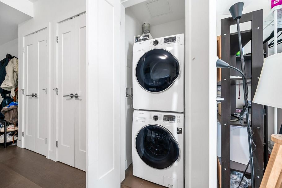 304 488 W 58th Avenue Vancouver, BC - 12